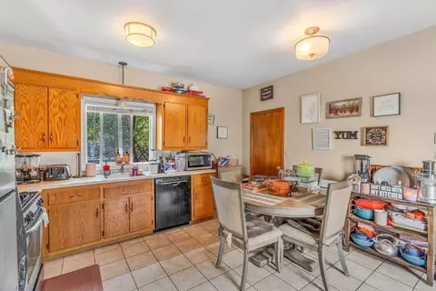 37 Winter St, Franklin, MA 02038 photo 9