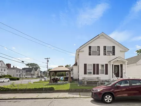 48 Mount Grove St, Lowell, MA 01854
