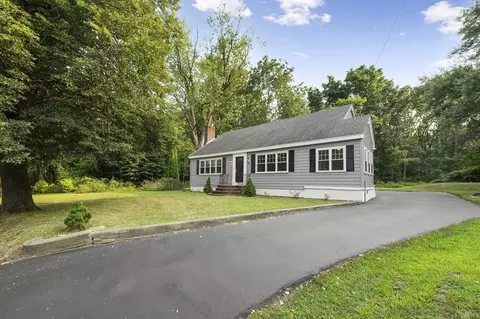 30 River Rd, Andover, MA 01810