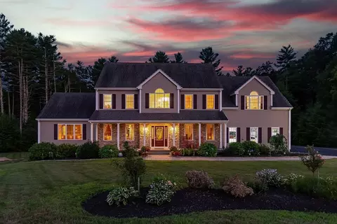 5 Azalea Ln, Upton, MA 01568 photo 2