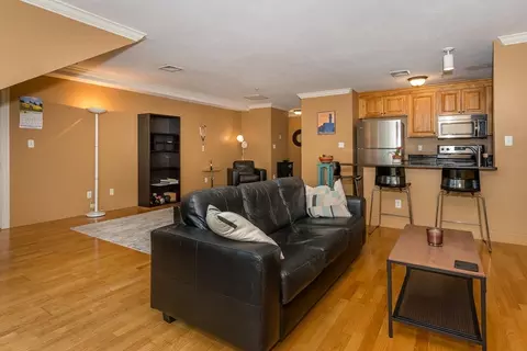 4 Forge Pond #E, Canton, MA 02021 photo 6
