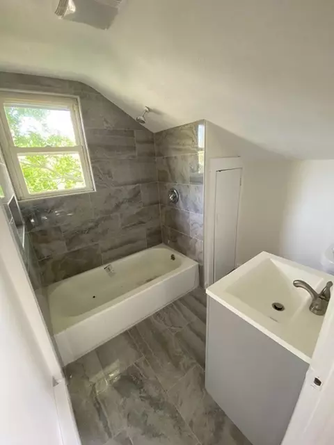 Bath - 135 N Main St, Webster, MA 01570 photo 4 of 4