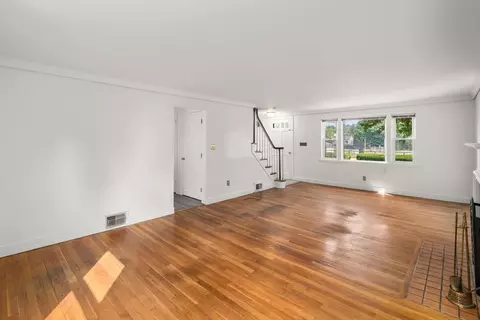 85 Whiting Ave, Dedham, MA 02026 photo 8