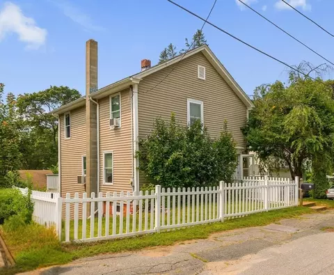 13 Birch St, North Brookfield, MA 01535