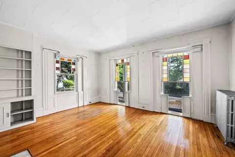 Living - 112 Eastern Ave, Gloucester, MA 01930 photo 2 of 5