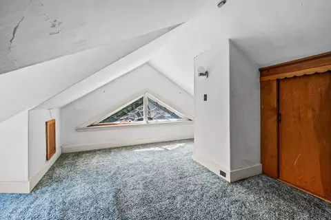 Bedroom - 112 Eastern Ave, Gloucester, MA 01930 photo 4 of 5
