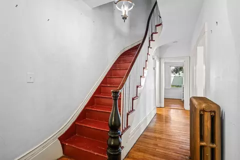 Entry Way - 112 Eastern Ave, Gloucester, MA 01930 photo 2 of 2