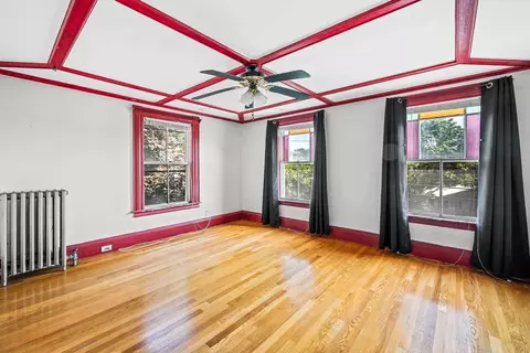 Living - 112 Eastern Ave, Gloucester, MA 01930 photo 4 of 5