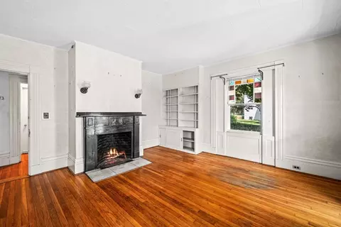 Living - 112 Eastern Ave, Gloucester, MA 01930 photo 3 of 5