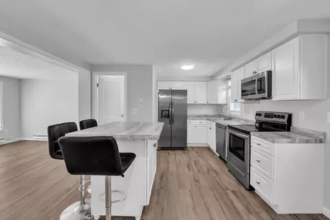 35 Genessee St #E, Worcester, MA 01603 photo 3
