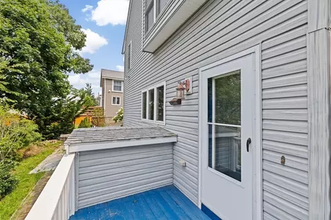 Exterior - 12 Dogwood Ln, Buzzards Bay, MA 02532 photo 2 of 6