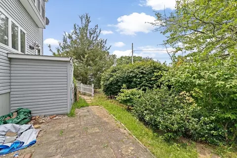 Exterior - 12 Dogwood Ln, Buzzards Bay, MA 02532 photo 5 of 6