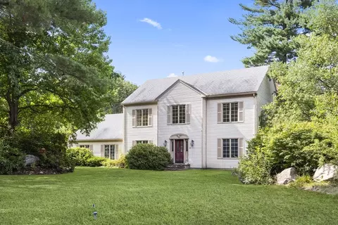 65 Farrington Ln, Marlborough, MA 01752