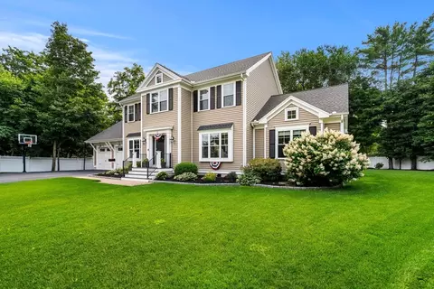 2 Jefferson Ct, Georgetown, MA 01833 photo 3