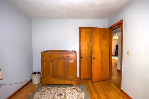 Bedroom - 2 Admiral St, Easthampton, MA 01027 photo 4 of 5
