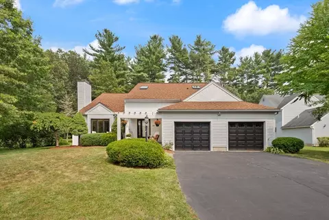 10 Lynwood Ln, Westford, MA 01886