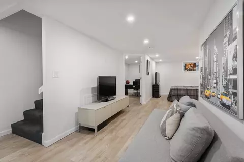 10 Denmark Ln #10, Needham, MA 02492 photo 19