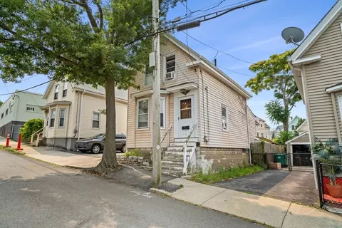 194 Fayette St, Lynn, MA 01902