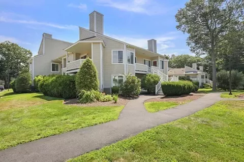 750 Whittenton St #522, Taunton, MA 02780