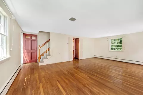 9 Middle St, Beverly, MA 01915 photo 6