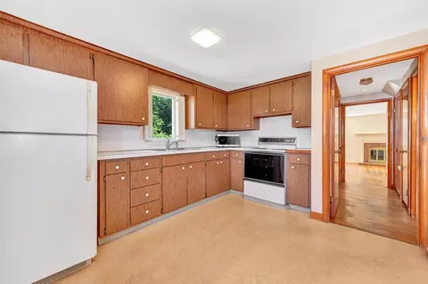 9 Middle St, Beverly, MA 01915 photo 15