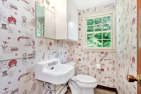 9 Middle St, Beverly, MA 01915 photo 26