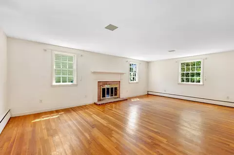 9 Middle St, Beverly, MA 01915 photo 9