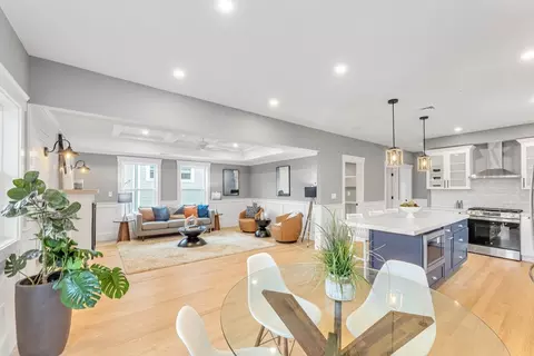 34 Cohasset St #2, Roslindale, MA 02131