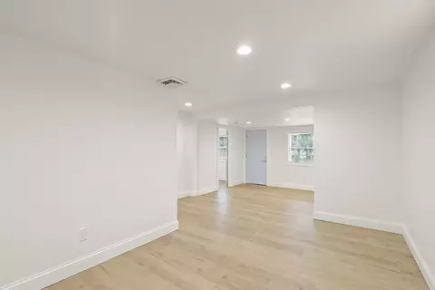 49 Shore Ave, Wareham, MA 02571 photo 6