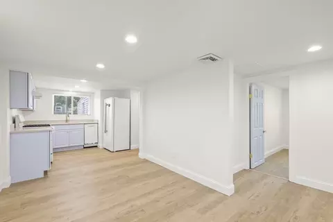 49 Shore Ave, Wareham, MA 02571 photo 4