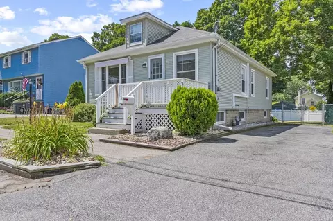 31 Vernon St, Haverhill, MA 01835