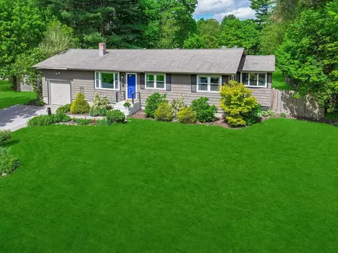 46 Regal St, Holliston, MA 01746