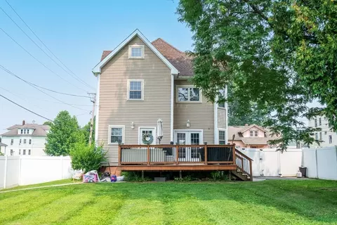 61 John St, Chicopee, MA 01013 photo 8