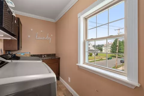 61 John St, Chicopee, MA 01013 photo 16