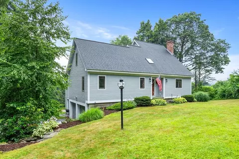 41 Birch Hill Rd, Stow, MA 01775