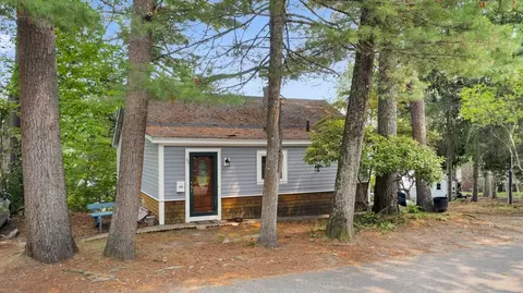 68 Lake Ave, Leicester, MA 01524
