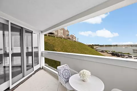 View/Area - 1 Commodore Ct #305, Hull, MA 02045 photo 3 of 7