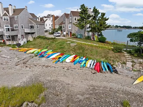 Exterior - 1 Commodore Ct #305, Hull, MA 02045 photo 2 of 3