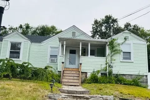 19 Chestnut Ave, Auburn, MA 01501