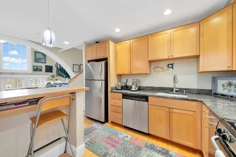 80 Prospect St #13, Gloucester, MA 01930 photo 24
