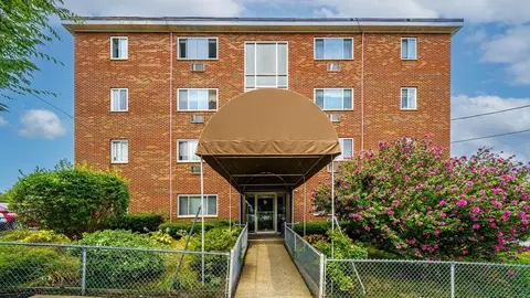 30 Rich St #17, Malden, MA 02148