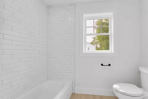 Bath - 71 Hooper Rd, Dedham, MA 02026 photo 6 of 6