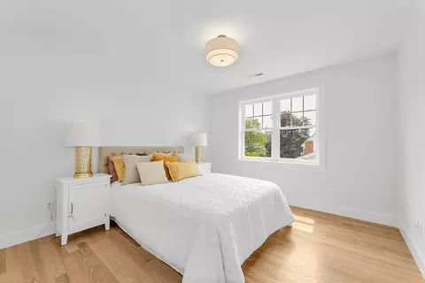 Bedroom - 71 Hooper Rd, Dedham, MA 02026 photo 1 of 3