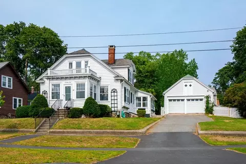 32 Cabot Rd, North Andover, MA 01845