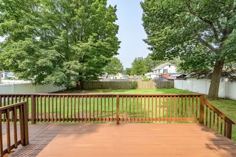 16 Stuart St, Springfield, MA 01119 photo 29
