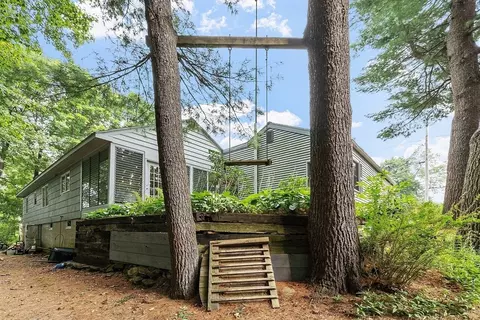 Exterior - 41 Summit Ave, Gardner, MA 01440 photo 5 of 8