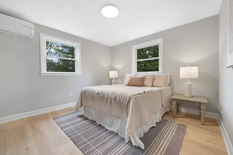 Bedroom - 12 Chippewa Dr, Wareham, MA 02632 photo 2 of 7