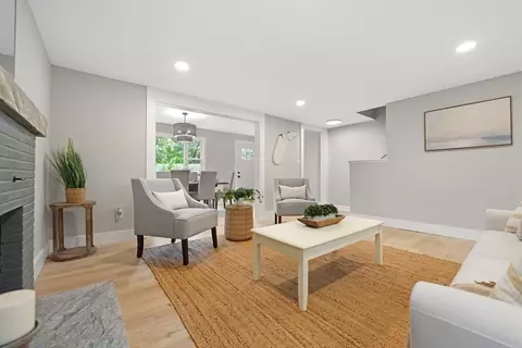Living - 12 Chippewa Dr, Wareham, MA 02632 photo 4 of 4