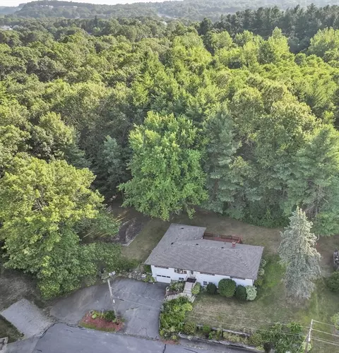 20 Hawthorne Dr, West Boylston, MA 01583