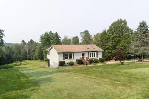 88 Wales Rd, Holland, MA 01521